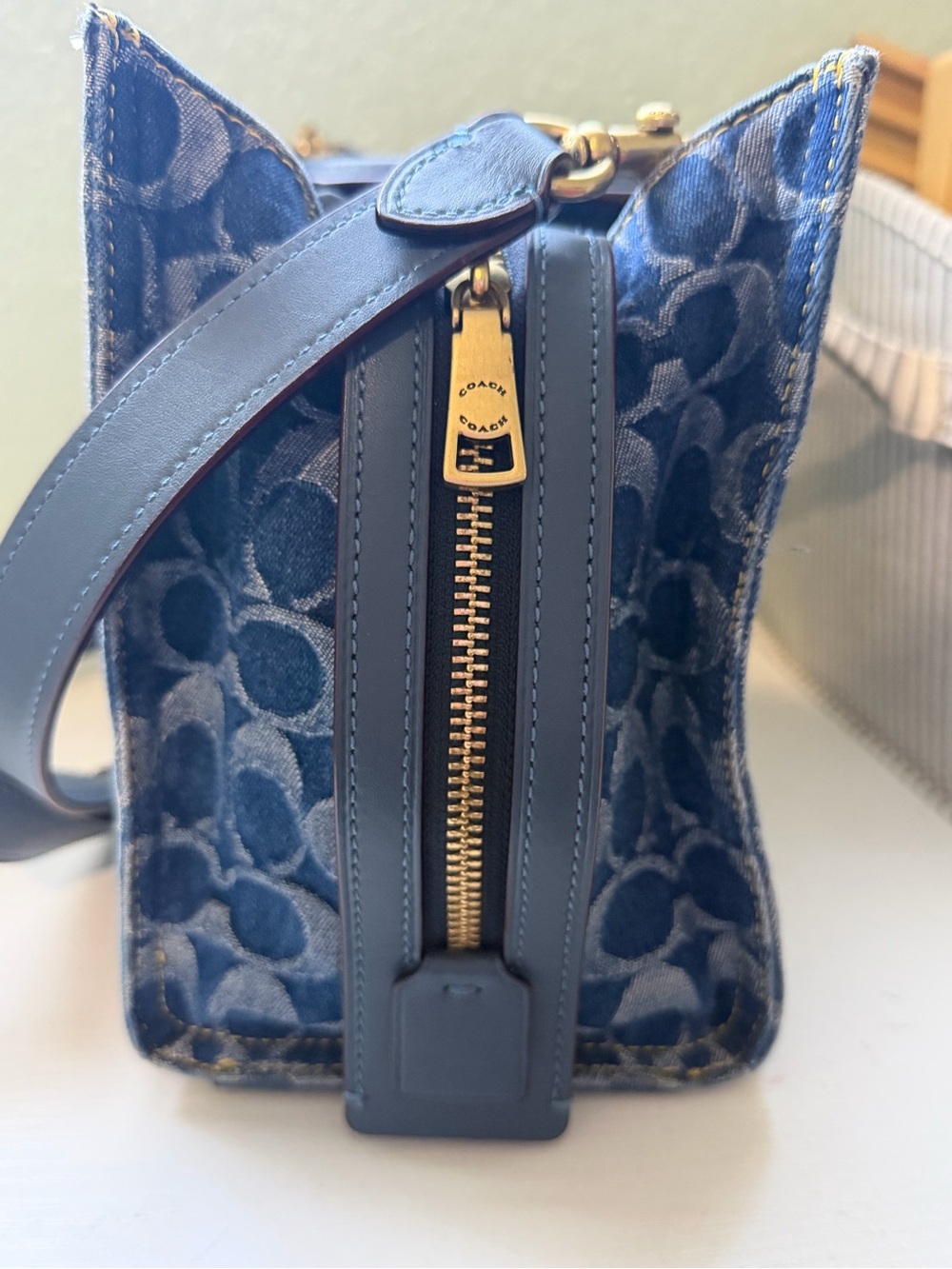 Coach Rogue 25 bag in Signature Denim - Picture 14 of 15